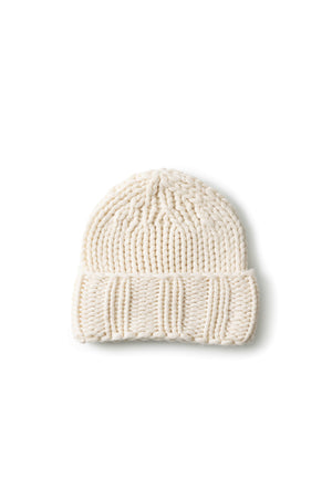 Ari Mütze in Blanc – handgestrickte Kaschmir Beanie von WARM ME