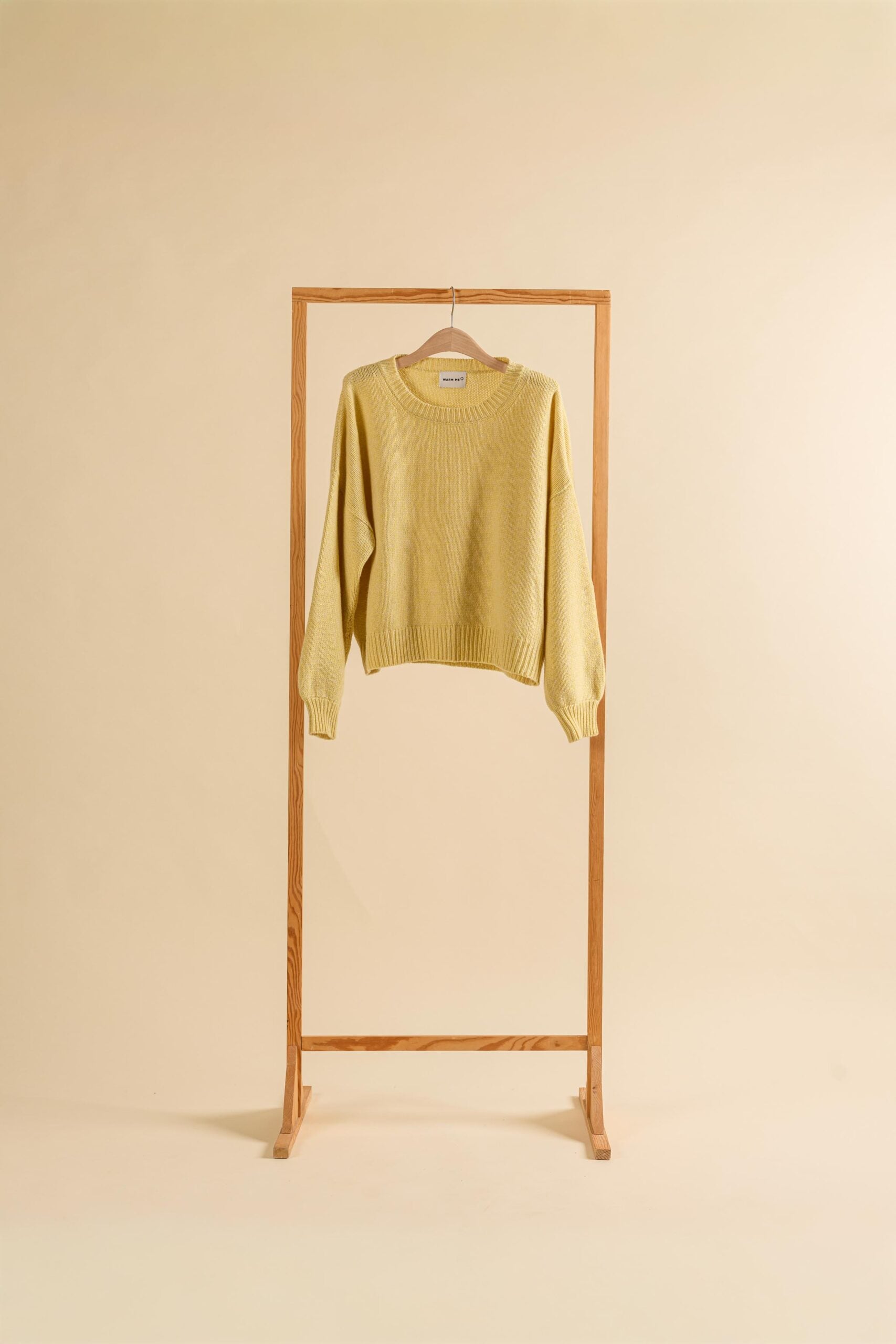 Camille Pullover in Bright Yellow – Kaschmir Pullover von WARM ME