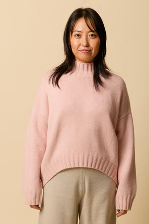 Mala Pullover getragen – Kaschmir Pullover Damen von WARM ME