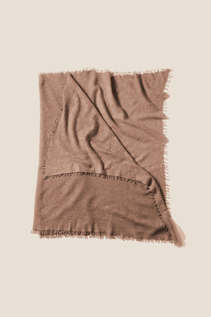Nomad Schal klein in Mocca Mousse – Kaschmirschal von WARM ME