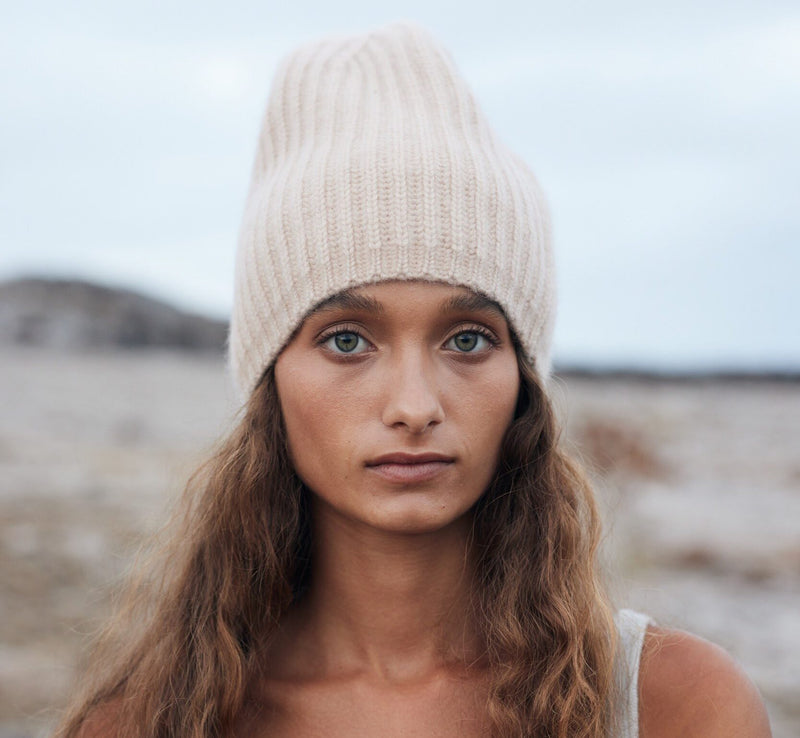 Alexa Hat worn – medium-weight cashmere beanie by WARM ME
