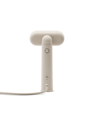 Steamery Cirrus Lite Travel Steamer Frontansicht – WARM ME