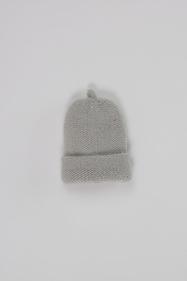 Hat Damian